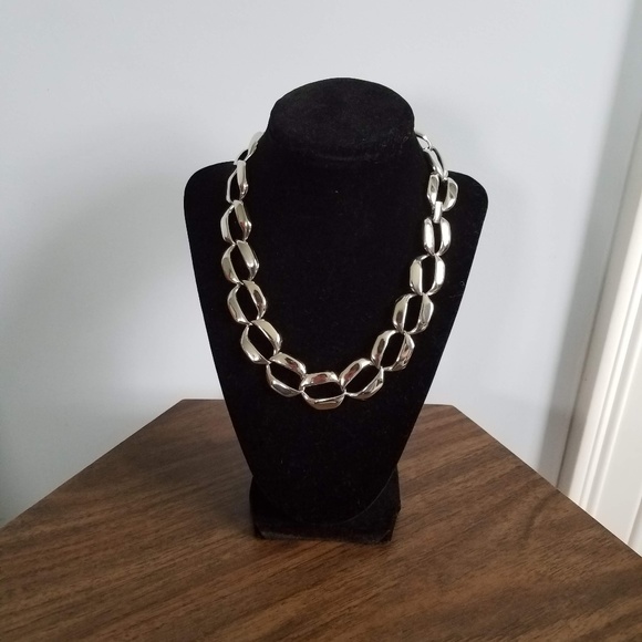 Icing Jewelry - 🔴   Beautiful necklace  🔴